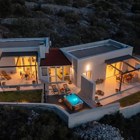 Seas Holiday home Kaprije